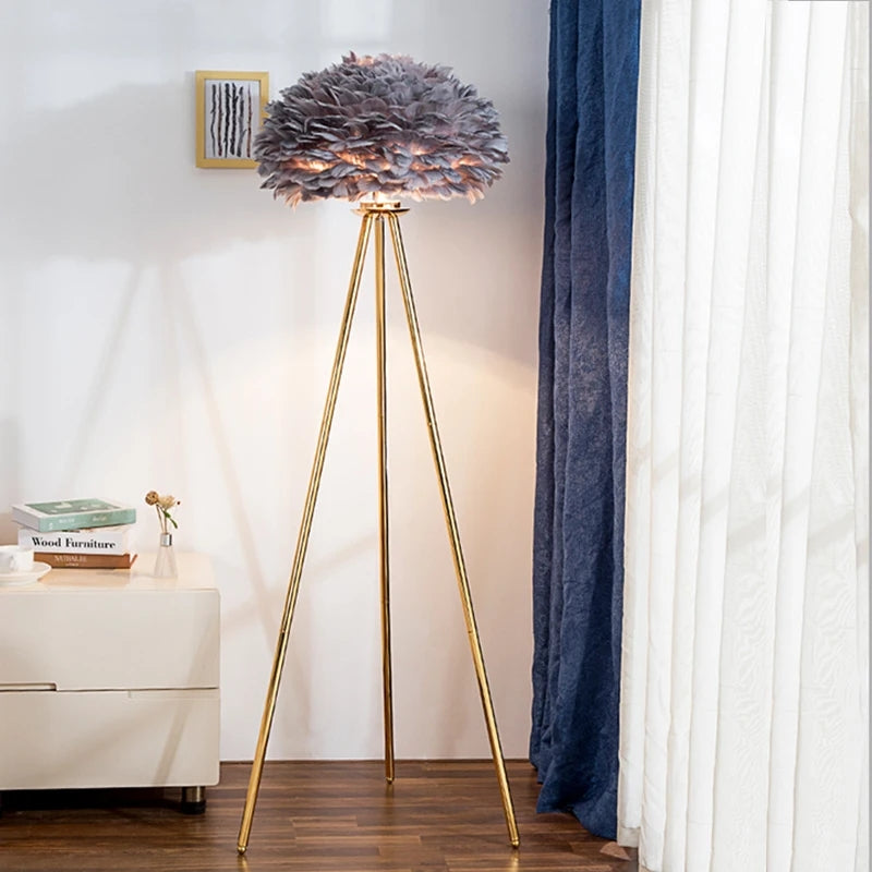 Feather floor lamp