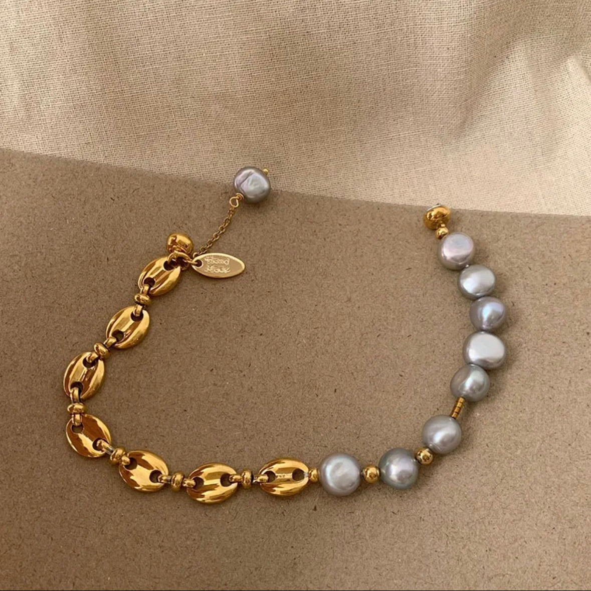 Gray pearl coffee bean chain bracelet