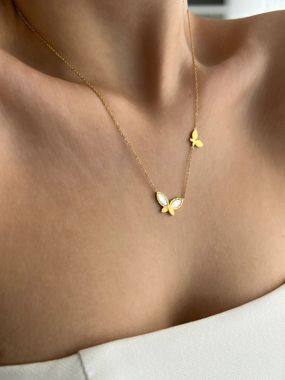 KINSLEY BUTTERFLY NECKLACE